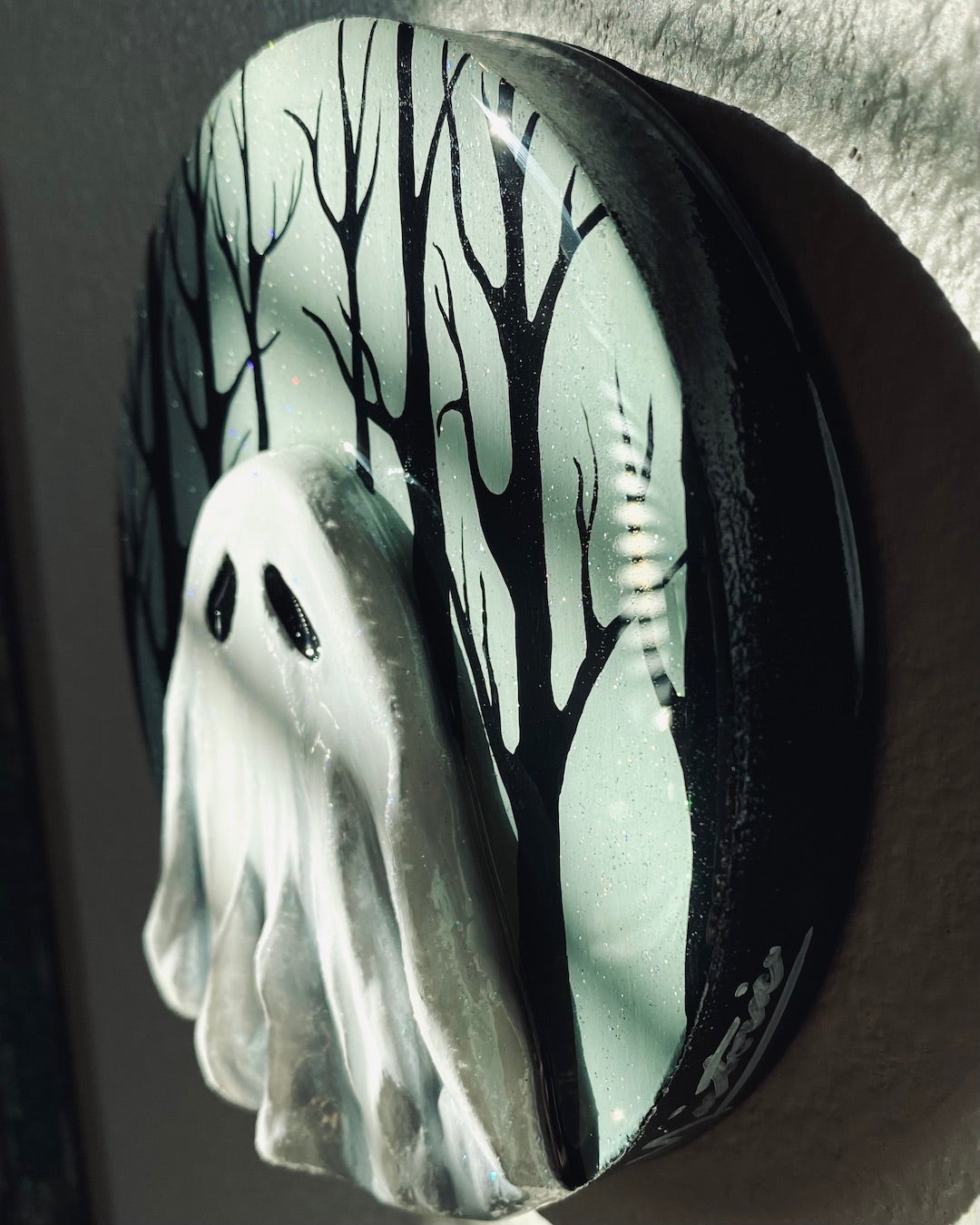 Mini Twilight Woods Ghost Sculpture - Creep Cult