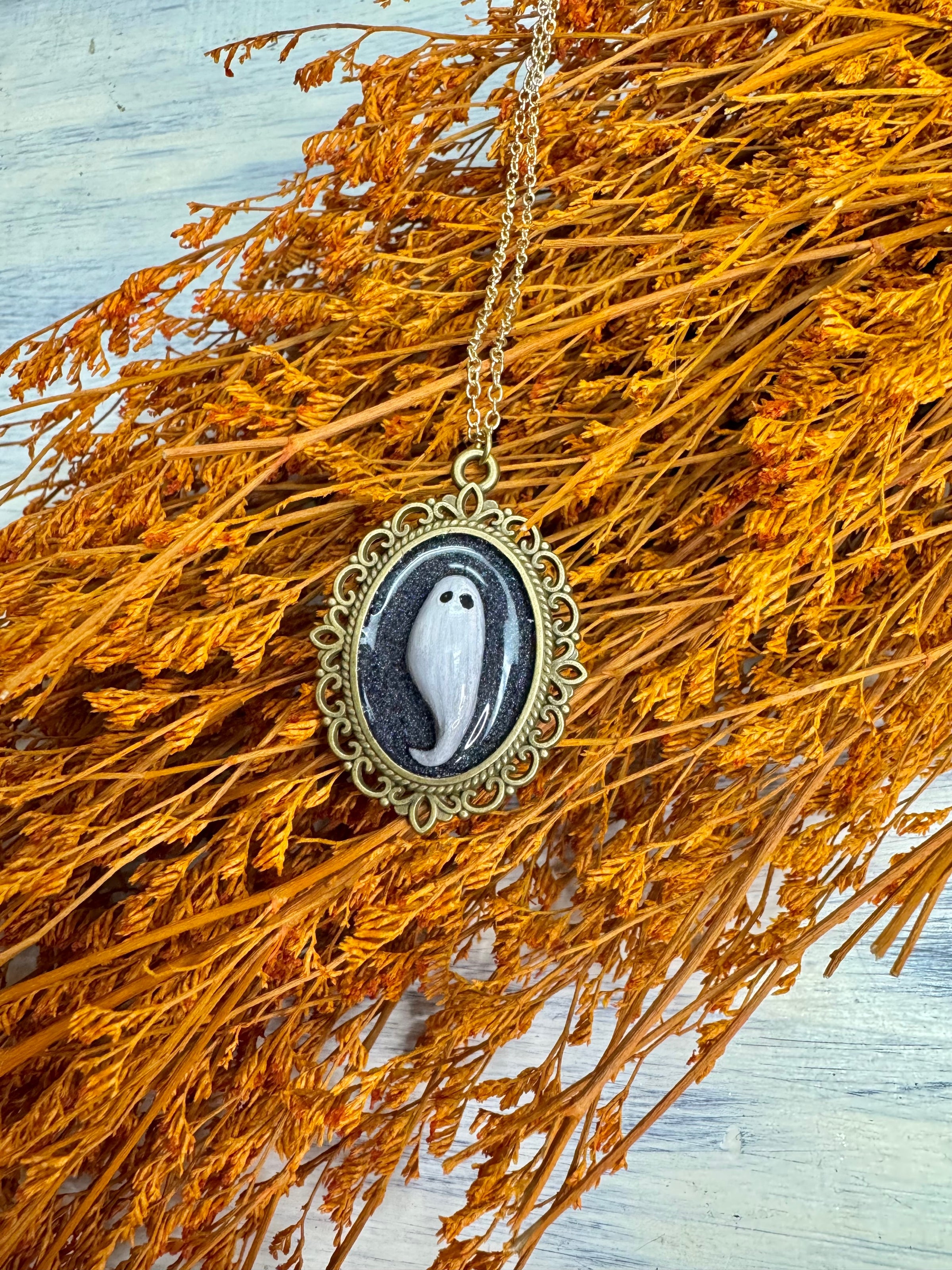 Wispy Ghost Necklace - Creep Cult