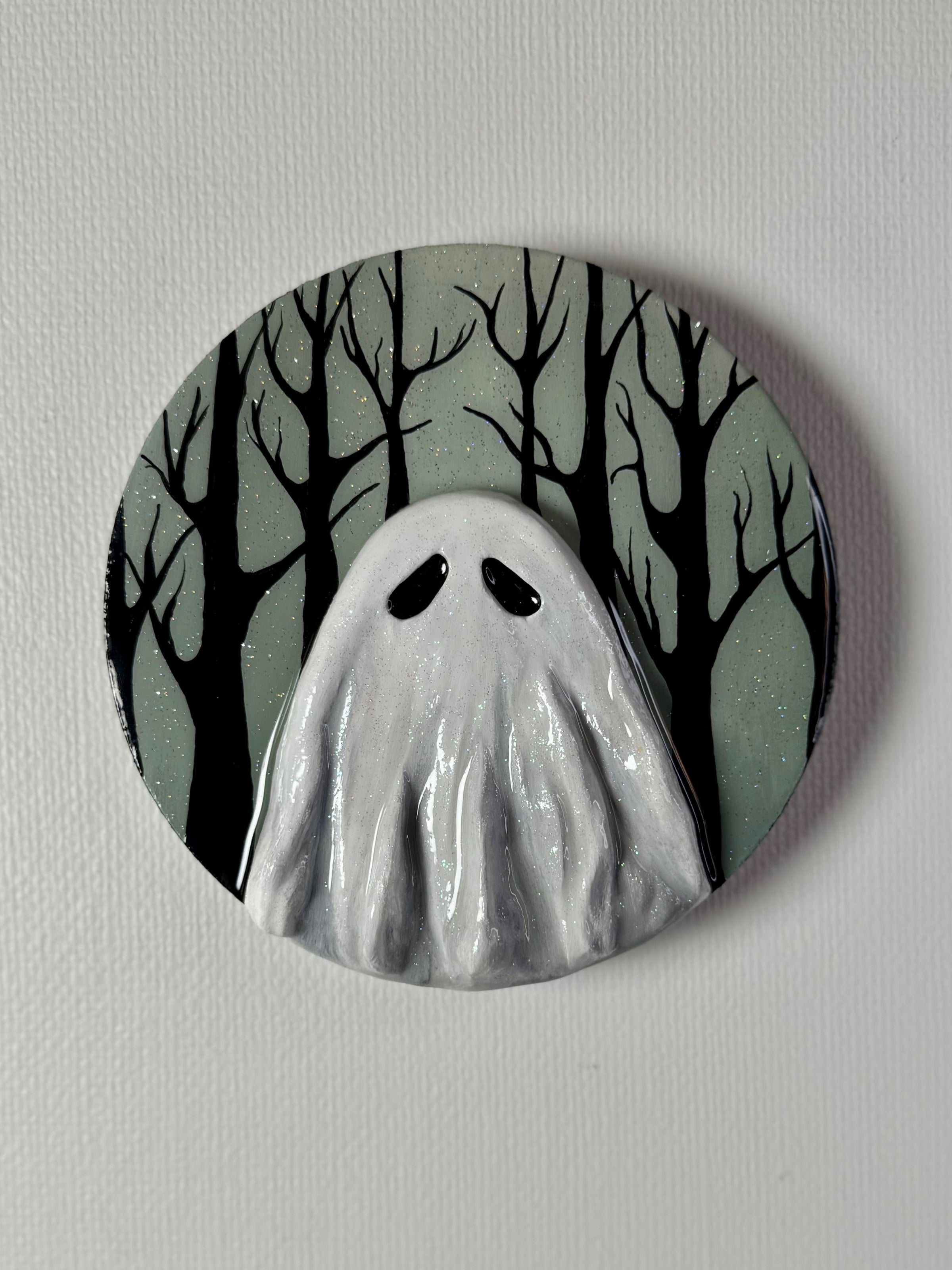 Mini Twilight Woods Ghost Sculpture - Creep Cult