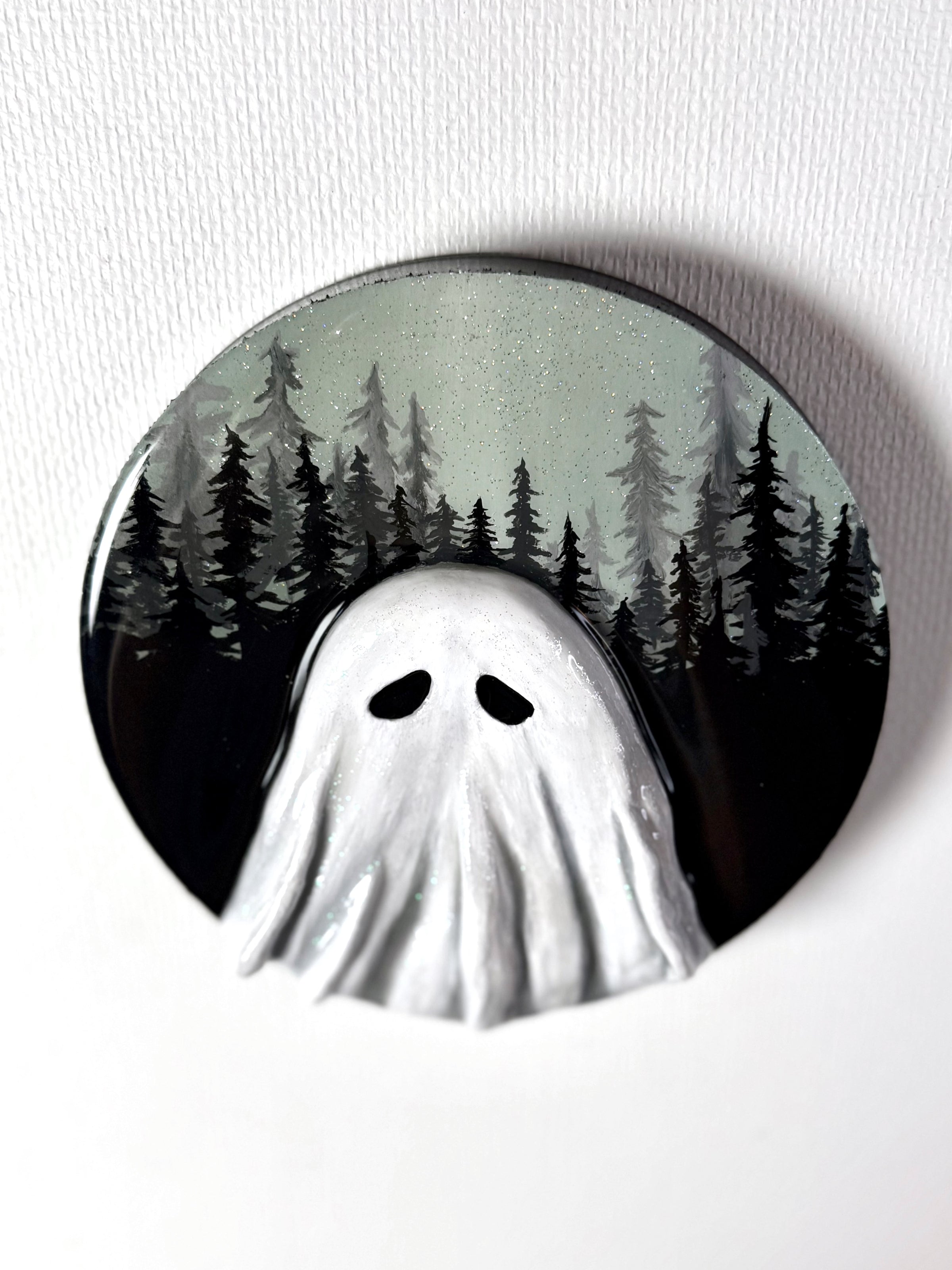Mini Misty Woods Ghost Sculpture - Creep Cult
